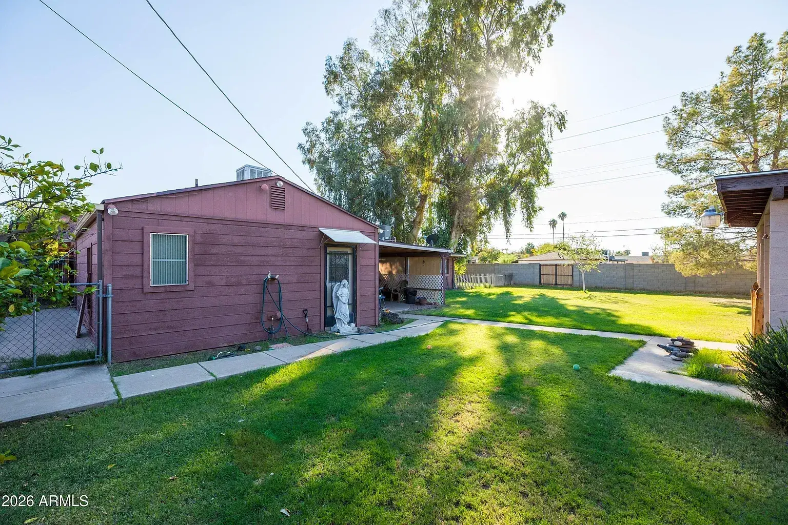Copy of 378c3f094d3e0e961b7f4547112f1060-uncropped — 2250 W Augusta Ave, Phoenix, AZ 85021