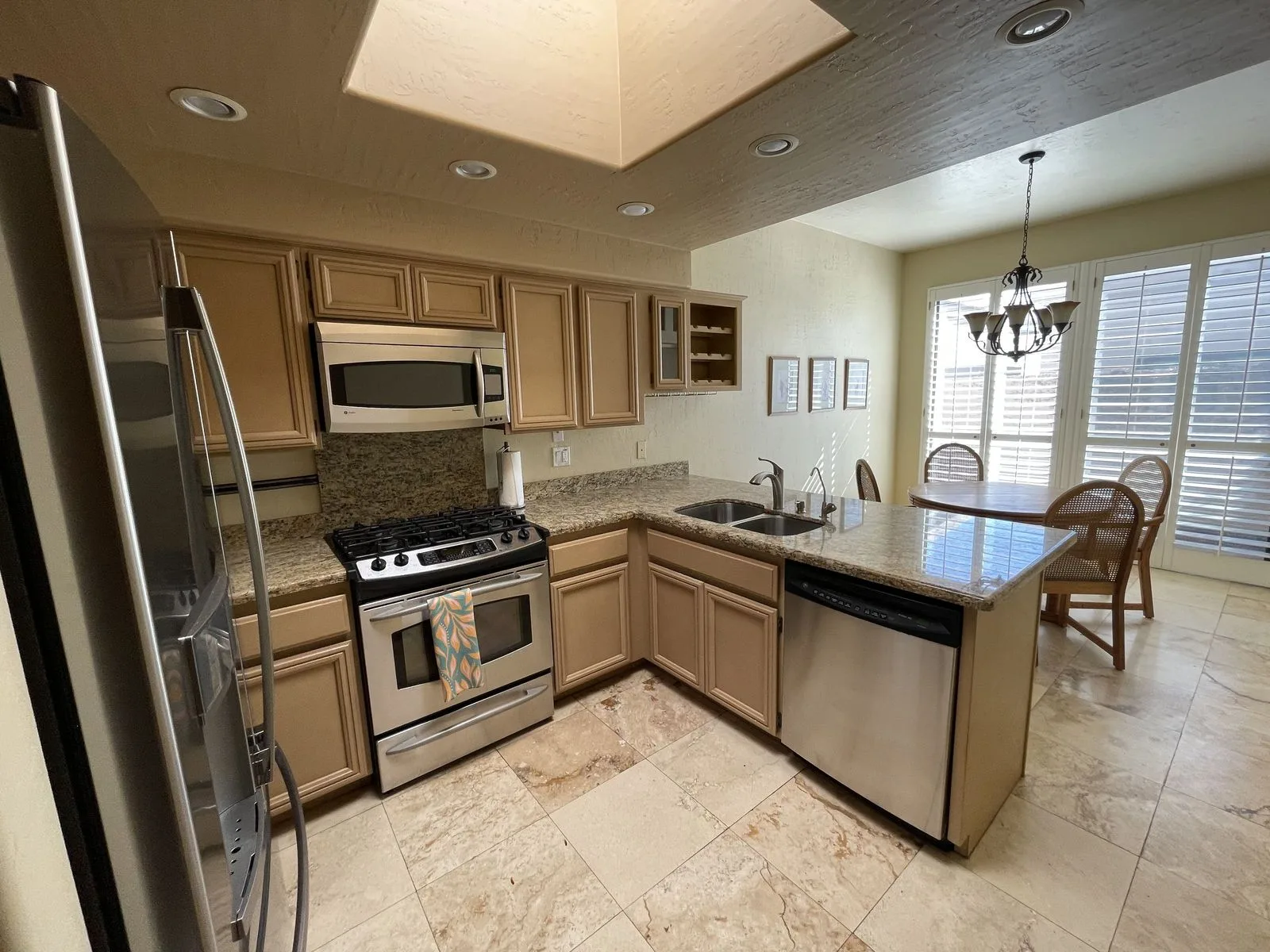 IMG_0069 — 6353 N 19th St, Phoenix, AZ 85016