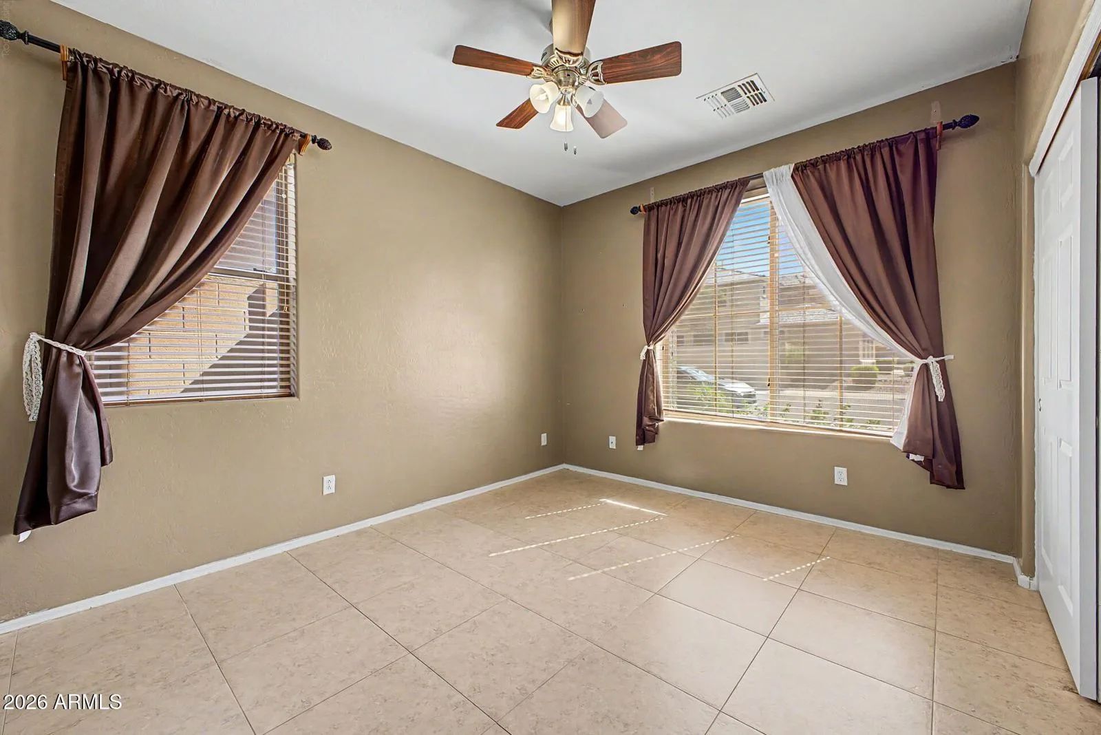 20260827154024890253000000-o — 4052 S Emery, Mesa, AZ 85212
