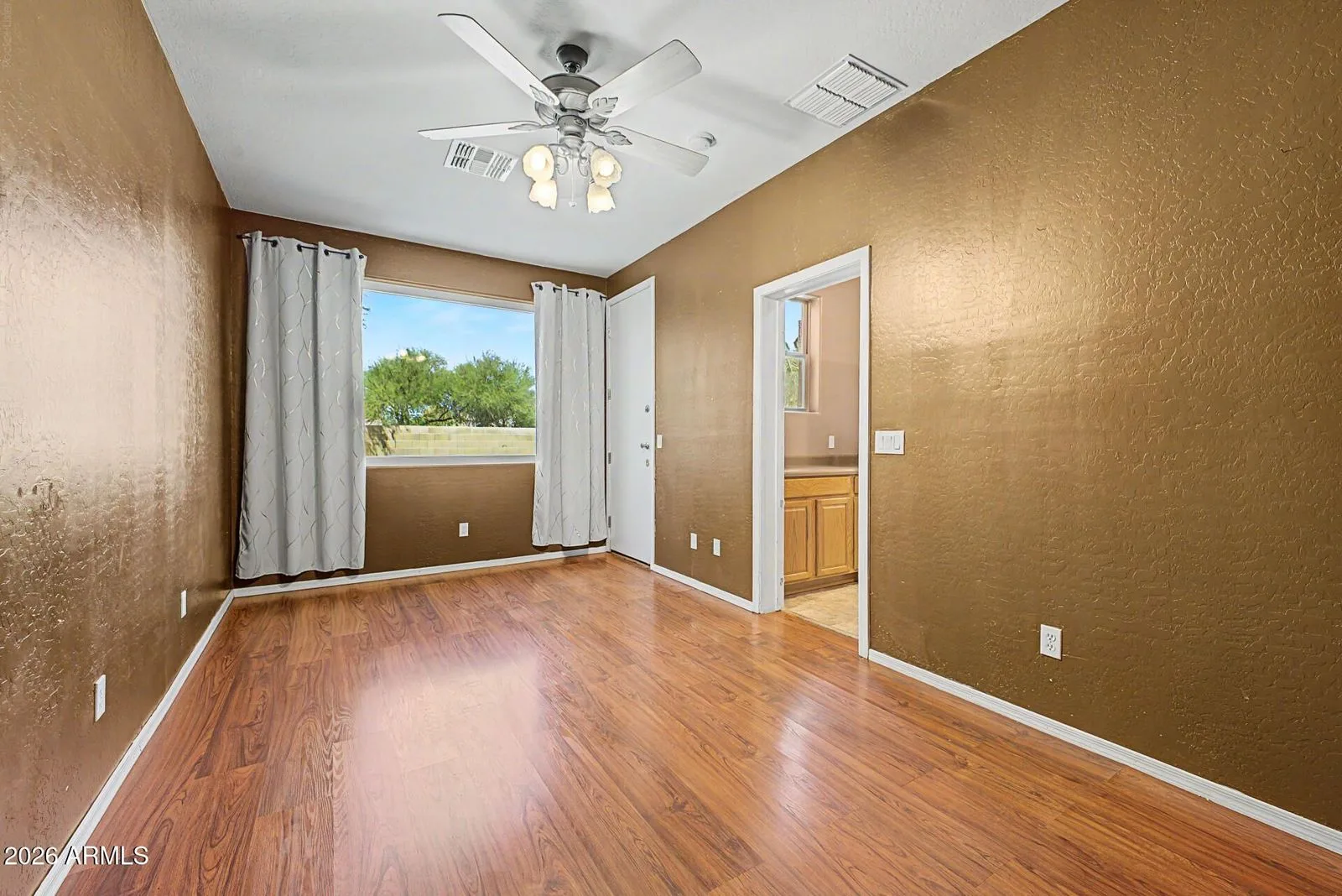 20260827154200621917000000-o — 4052 S Emery, Mesa, AZ 85212