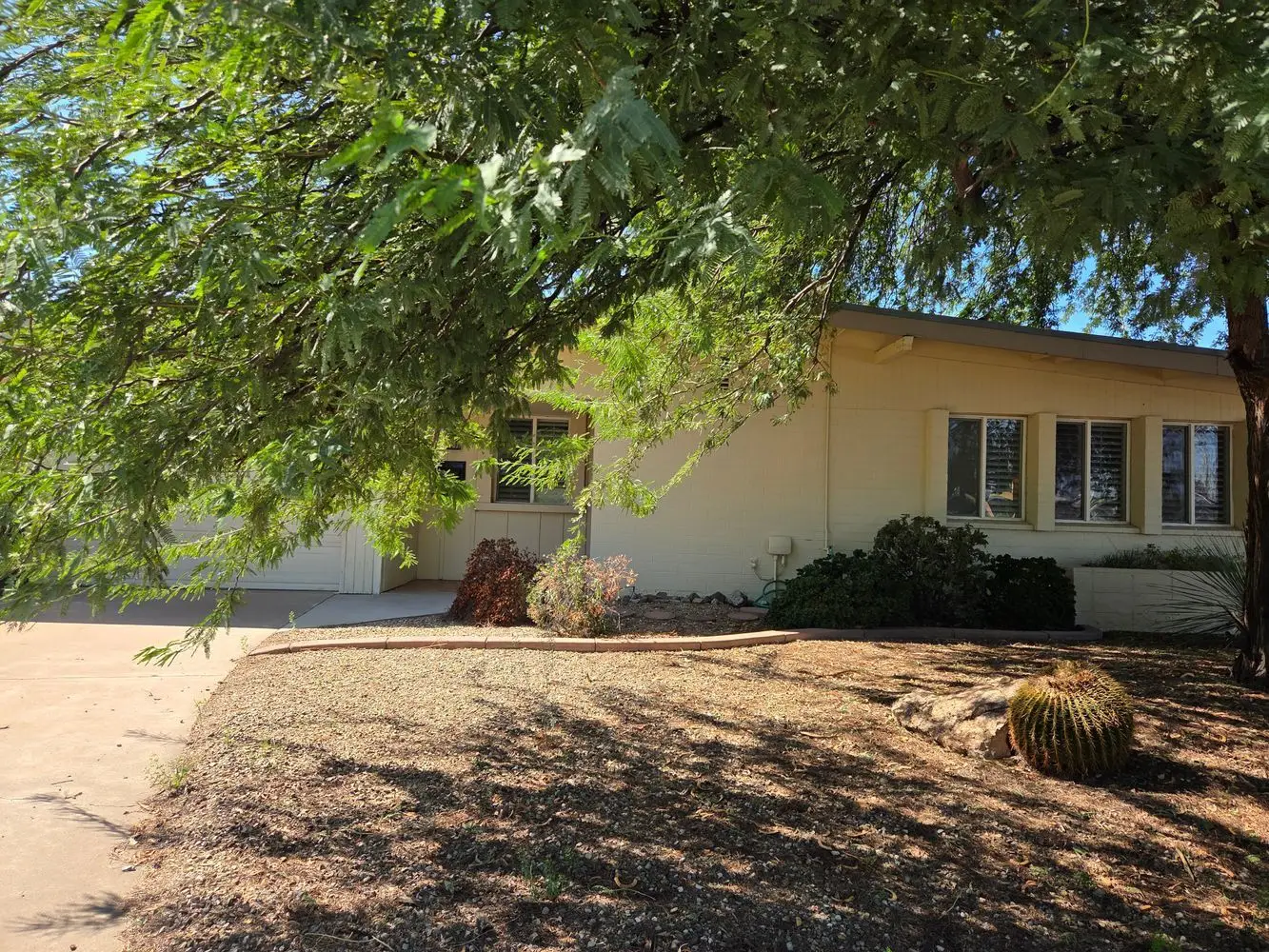 Front-of-house — 12014 N 36th Pl, Phoenix, AZ 85028