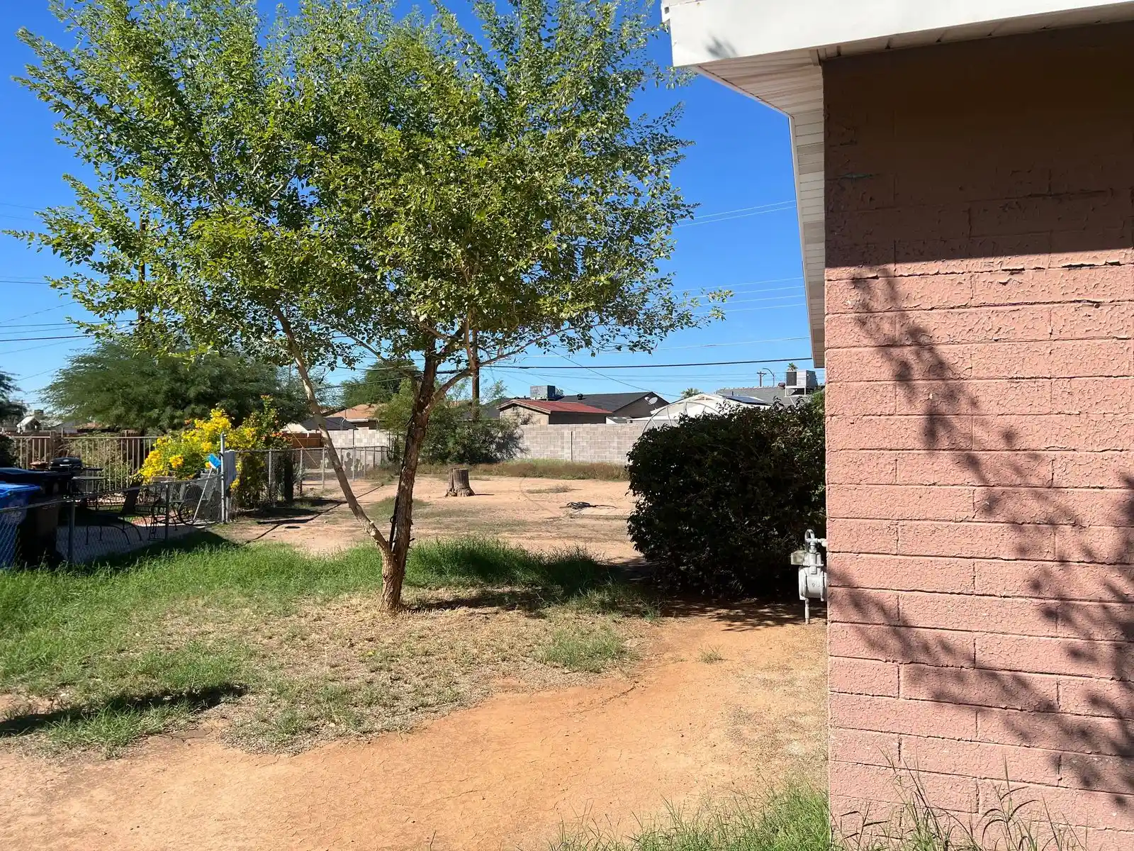 da397bac-2747-40be-a21f-1d565e6adcf6 — 3349 N 61st Dr, Phoenix, AZ 85033