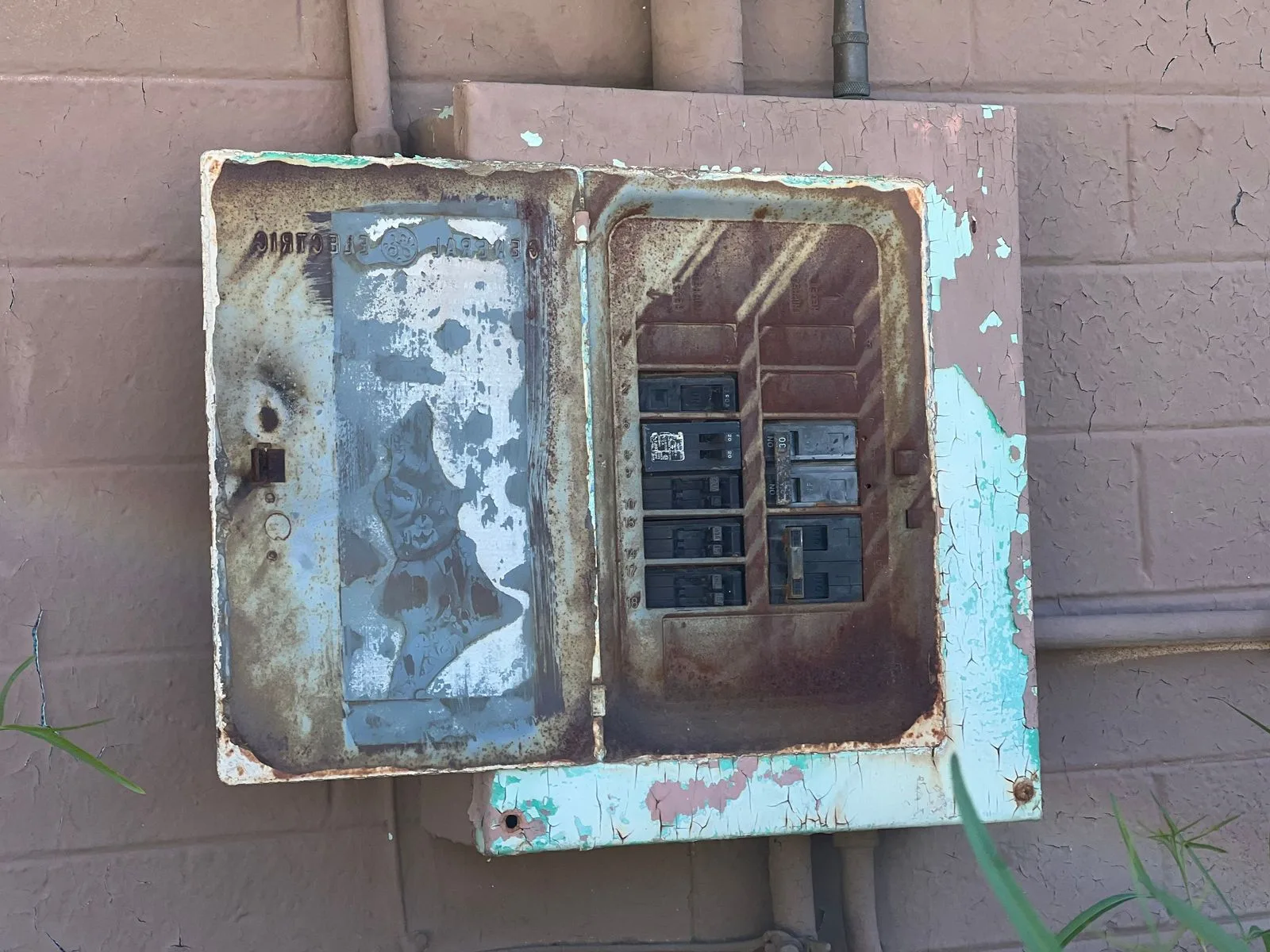 1d05f698-aa11-4cb1-b83c-7213fb80868f — 3349 N 61st Dr, Phoenix, AZ 85033