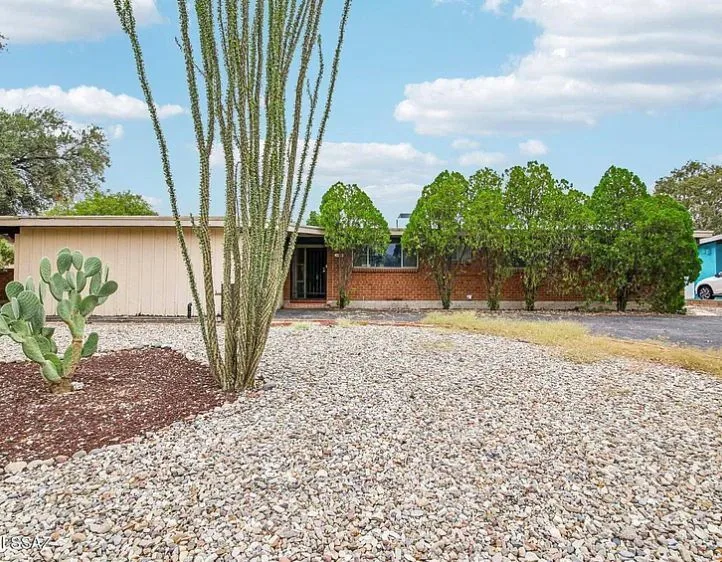 9423473 — 6922 E Rosewood St, Tucson, AZ 85710