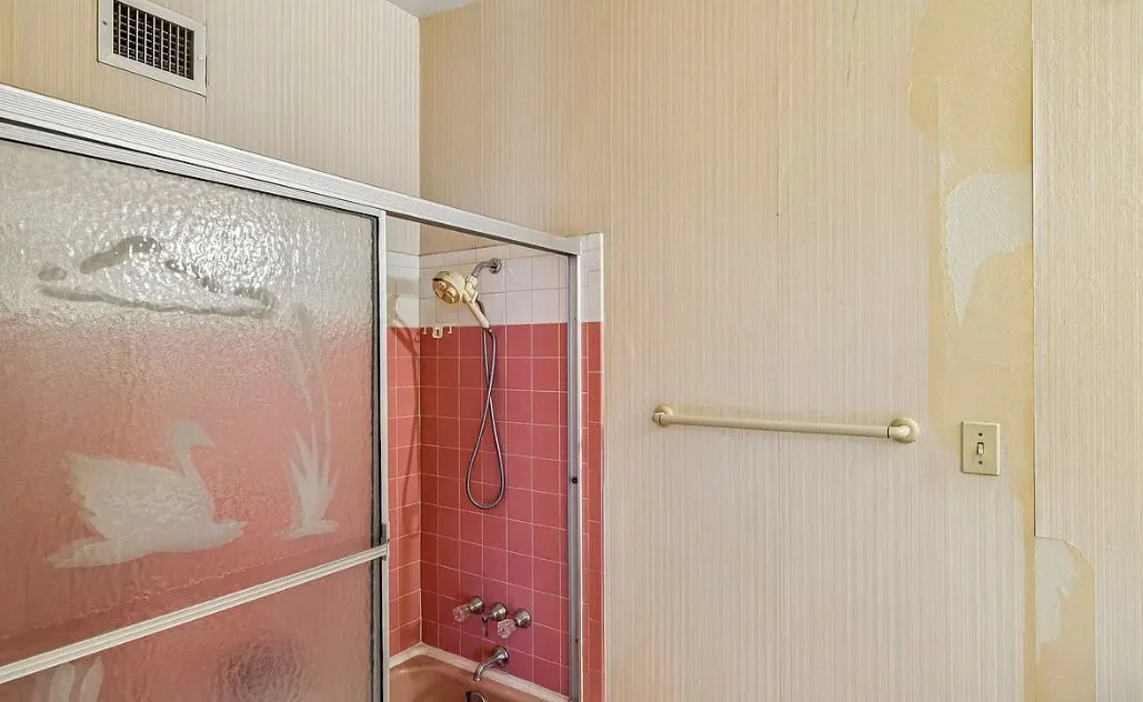 9423482 — 6922 E Rosewood St, Tucson, AZ 85710