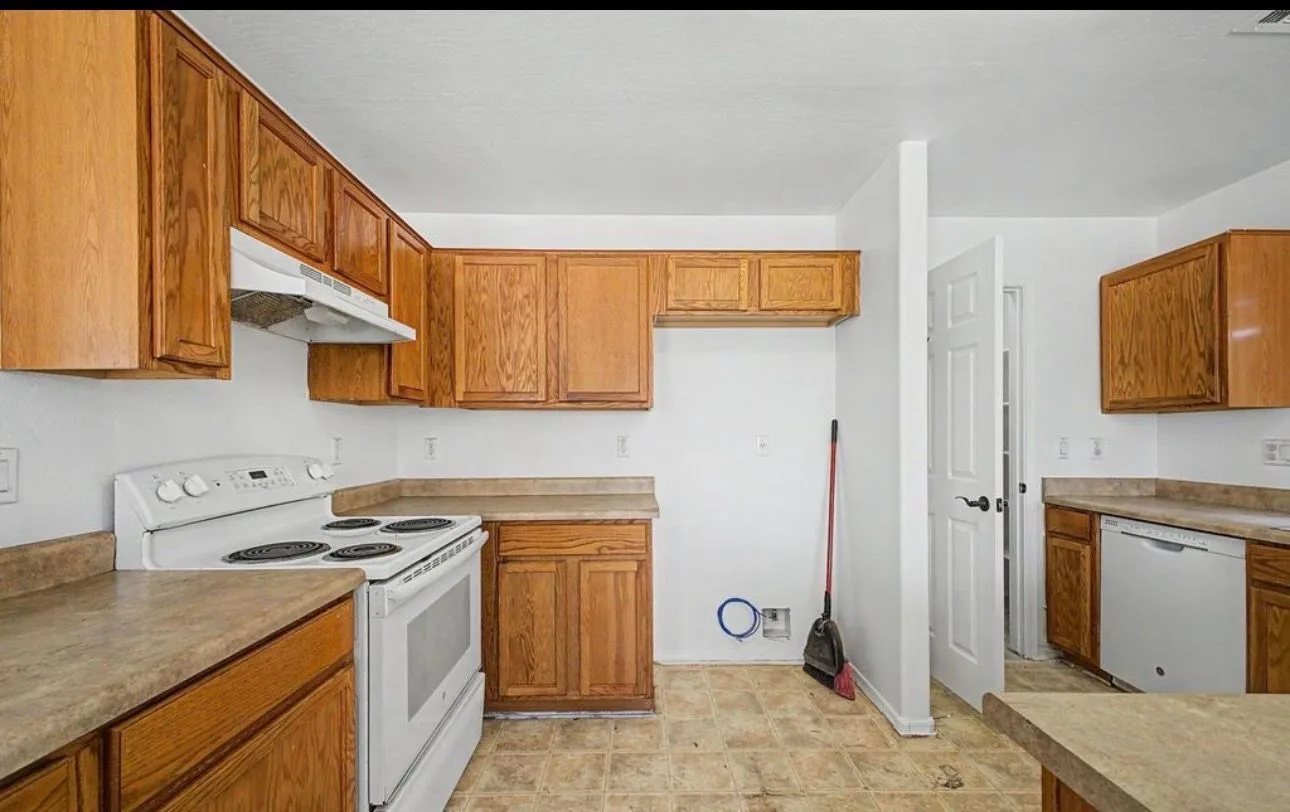 Photo Oct 15 2026, 3 31 48 PM — 10602 W Papago St, Tolleson, AZ 85353