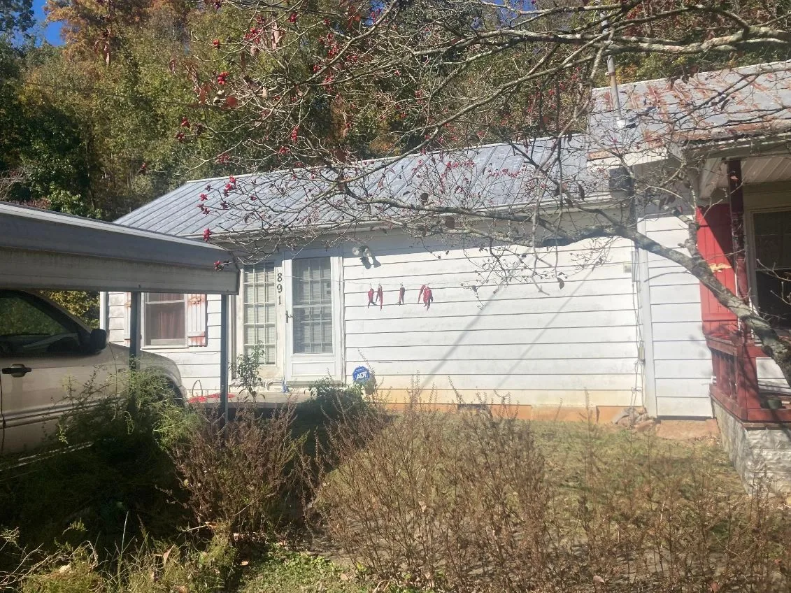 ME8245e4f370bc97050de359a6bfb13e2c — 891 S Pickens Bridge Rd, Johnson City, TN 37615