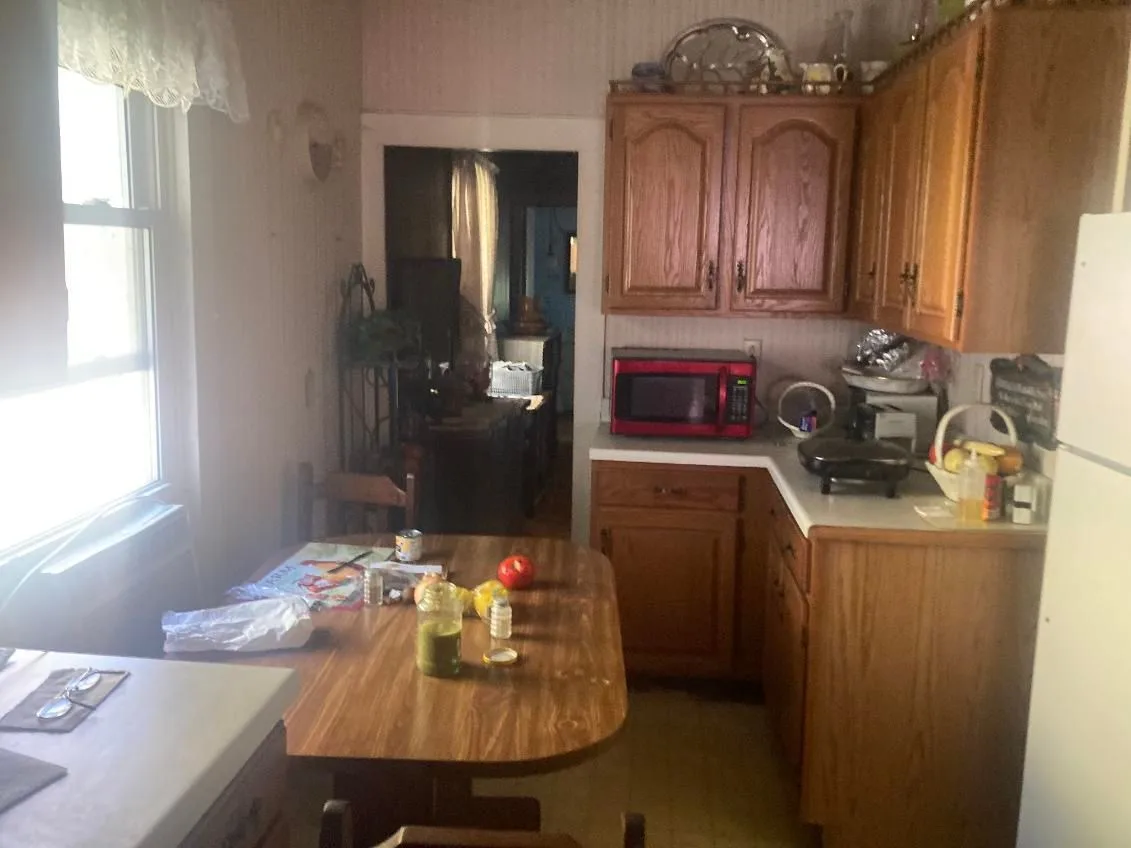 ME66f04d80a759b6e8fe944832678cf43e — 891 S Pickens Bridge Rd, Johnson City, TN 37615