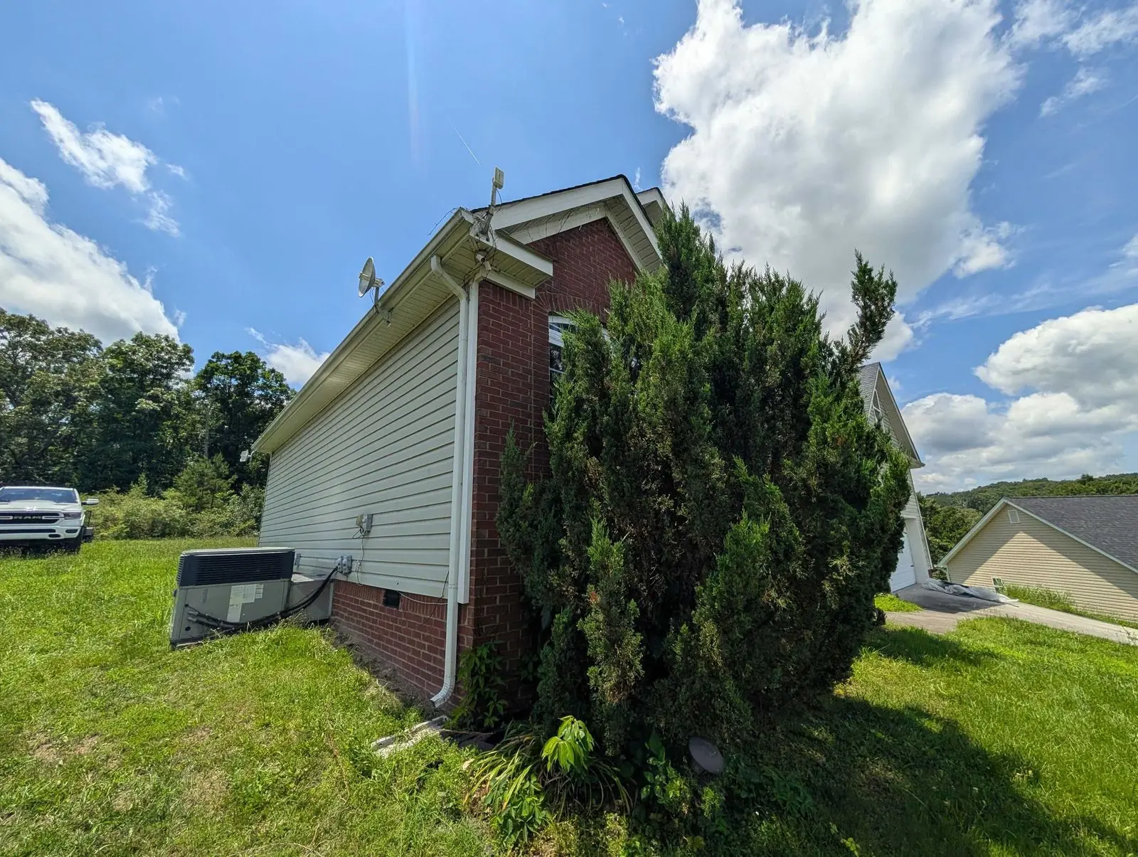 thumbnail1793045482349PXL_20260619_172119770 — 105 Lauren Way SE, Cleveland, TN 37323