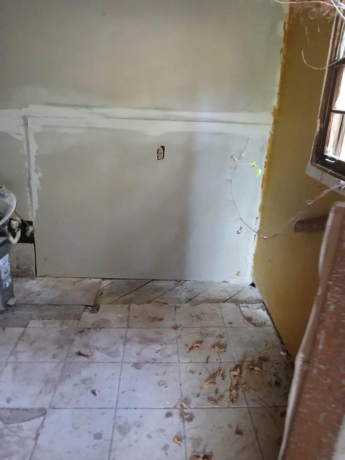 cb9b86a6-0a86-4ae5-963d-88f852dd905d — 3530 Kensett Dr, Memphis, TN 38127