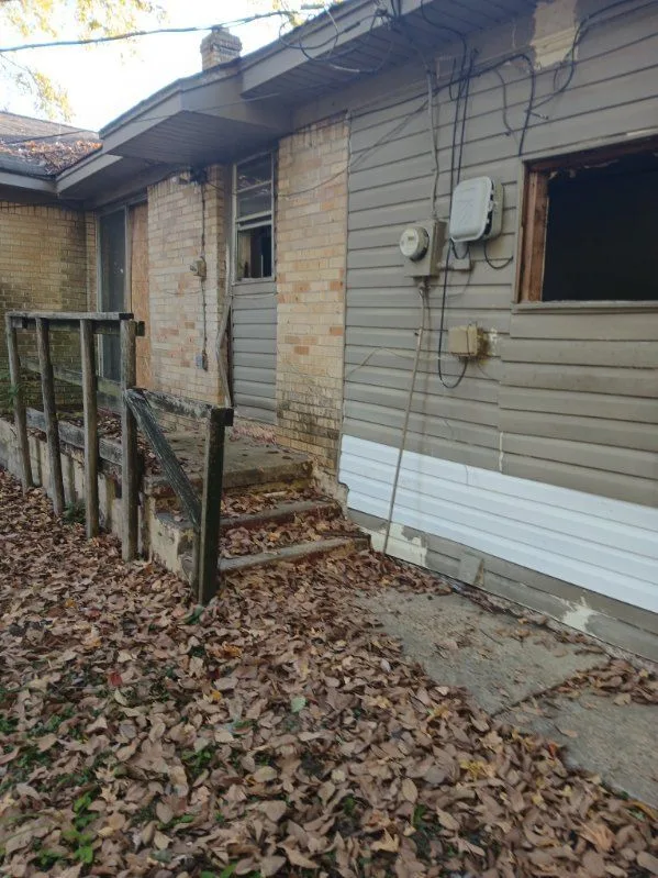 d3e7af29-ca49-4ec0-90f6-52103abb2ffe — 3530 Kensett Dr, Memphis, TN 38127