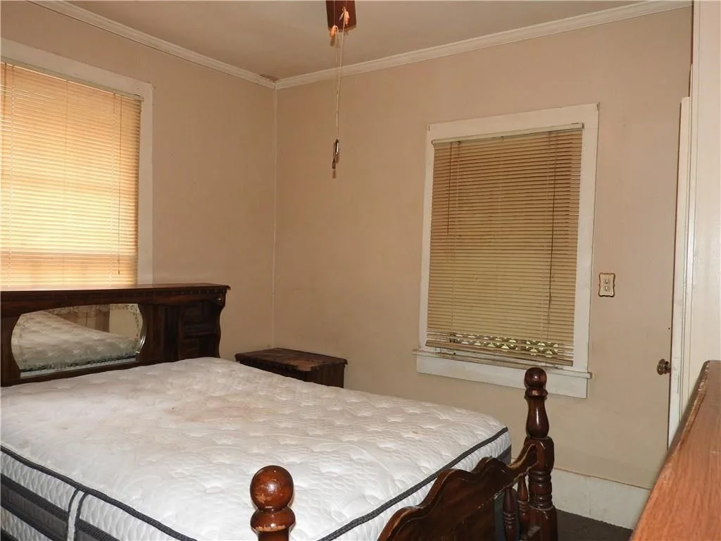 e461f3bd342ff76df8ff22cf96bcb47al-m567255957od-w10 — 1462 Ryan St SW, Atlanta, GA 30310