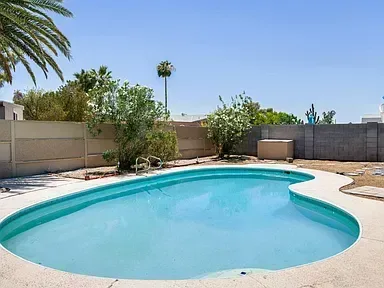 3b8e57ee46edee4323d2e2b4fe6513c3-cc_ft_384 — 4537 W Poinsettia Dr, Glendale, AZ 85304