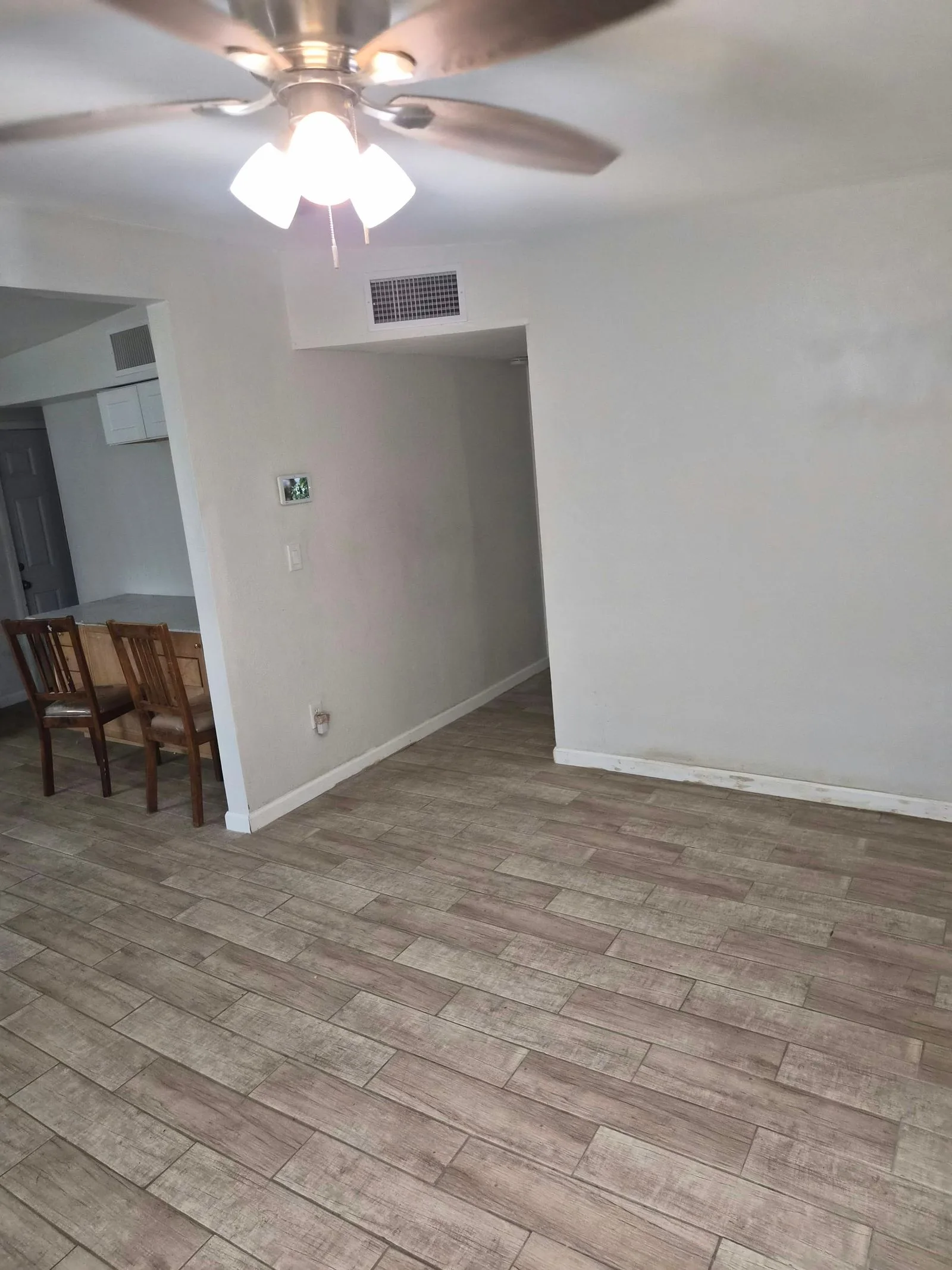 Arcadia Cir (18) — 7132 E Cir, Mesa, AZ 85207