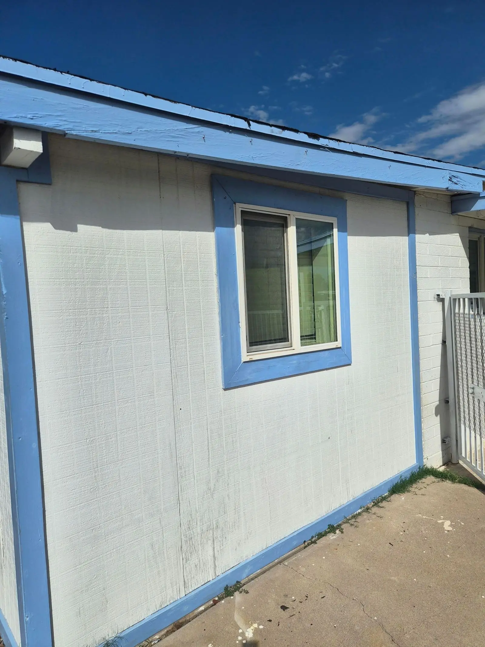 Arcadia Cir (1) — 7132 E Cir, Mesa, AZ 85207
