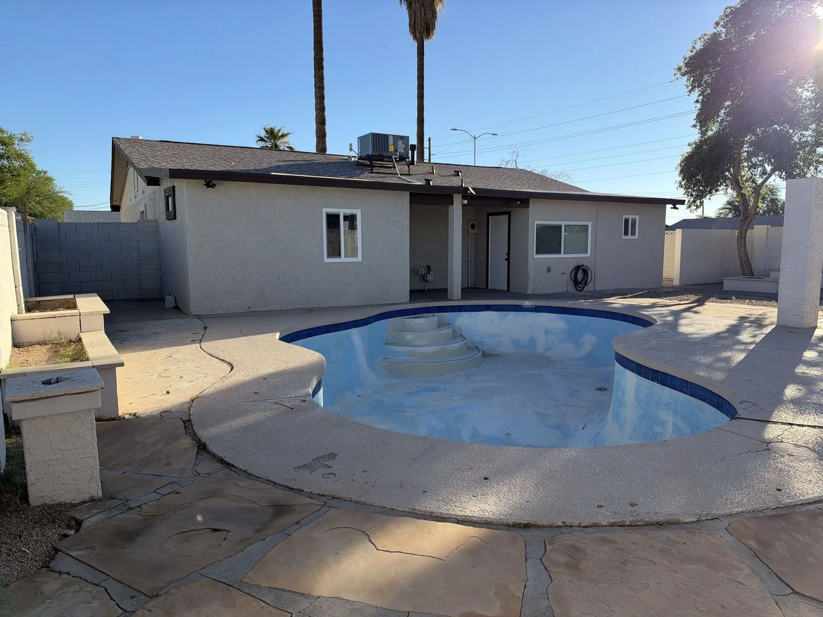 20261015_232901733_iOS — 5850 W Cheery Lynn Rd, Phoenix, AZ 85031