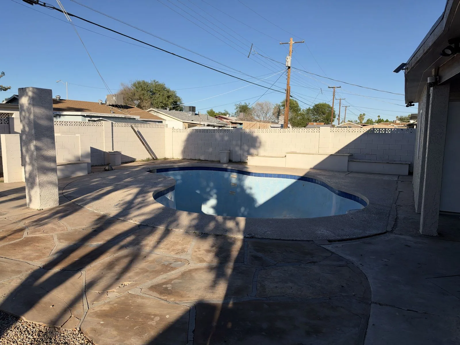 20261015_232751061_iOS — 5850 W Cheery Lynn Rd, Phoenix, AZ 85031