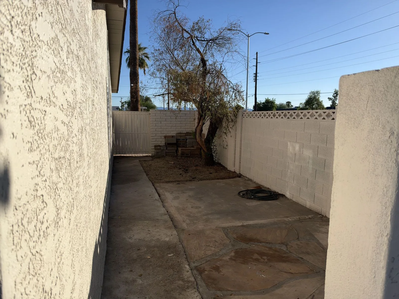 20261015_232747800_iOS — 5850 W Cheery Lynn Rd, Phoenix, AZ 85031