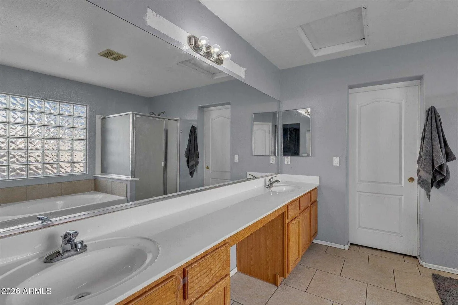 20 — 16241 N 164th Ln, Surprise, AZ 85388