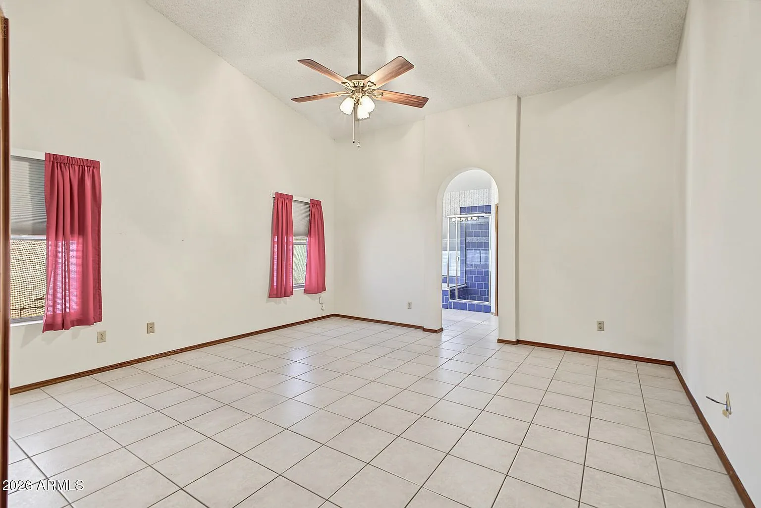 3711_E_Summerhaven_Dr_19 — 3711 E Summerhaven Dr, Phoenix, AZ 85044