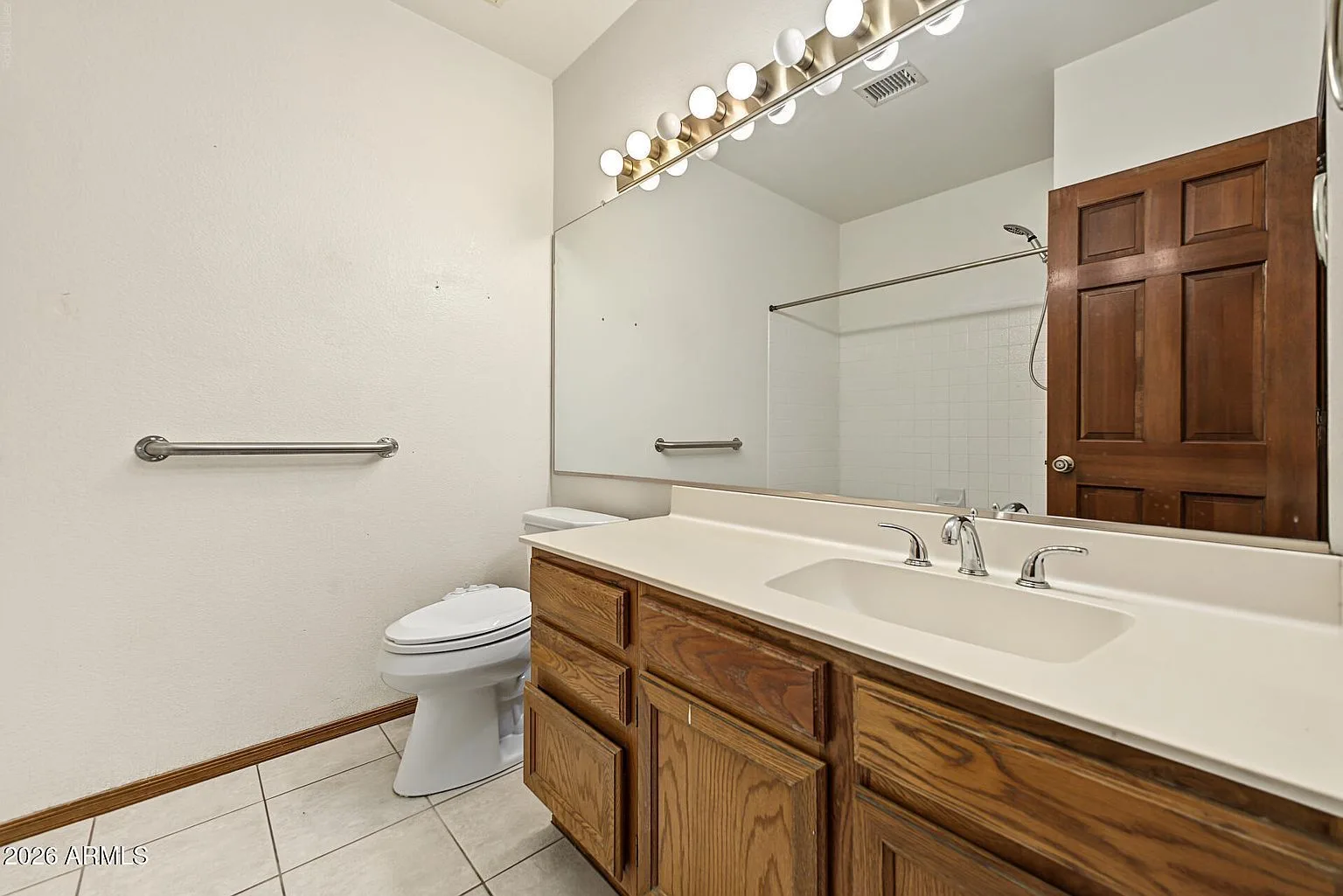 3711_E_Summerhaven_Dr_31 — 3711 E Summerhaven Dr, Phoenix, AZ 85044