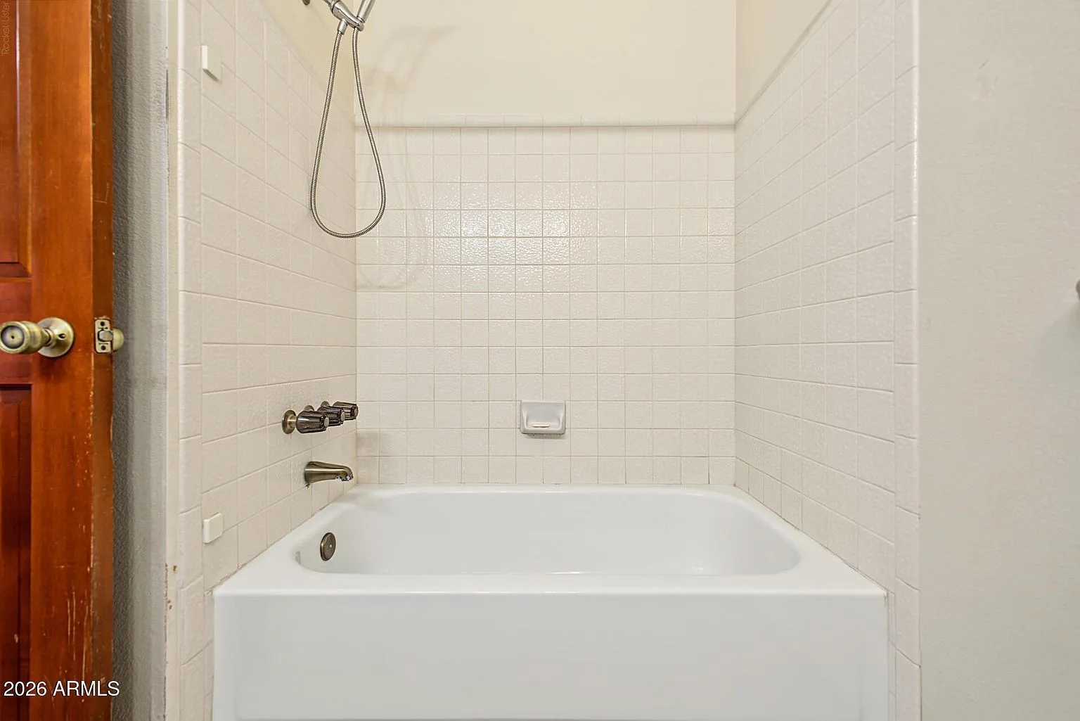 3711_E_Summerhaven_Dr_32 — 3711 E Summerhaven Dr, Phoenix, AZ 85044