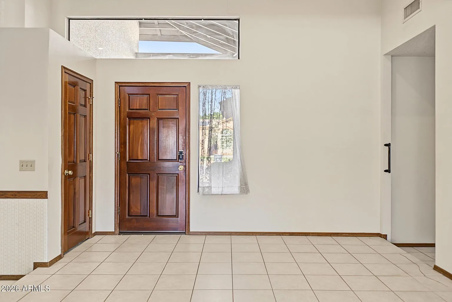 3711_E_Summerhaven_Dr_07 — 3711 E Summerhaven Dr, Phoenix, AZ 85044