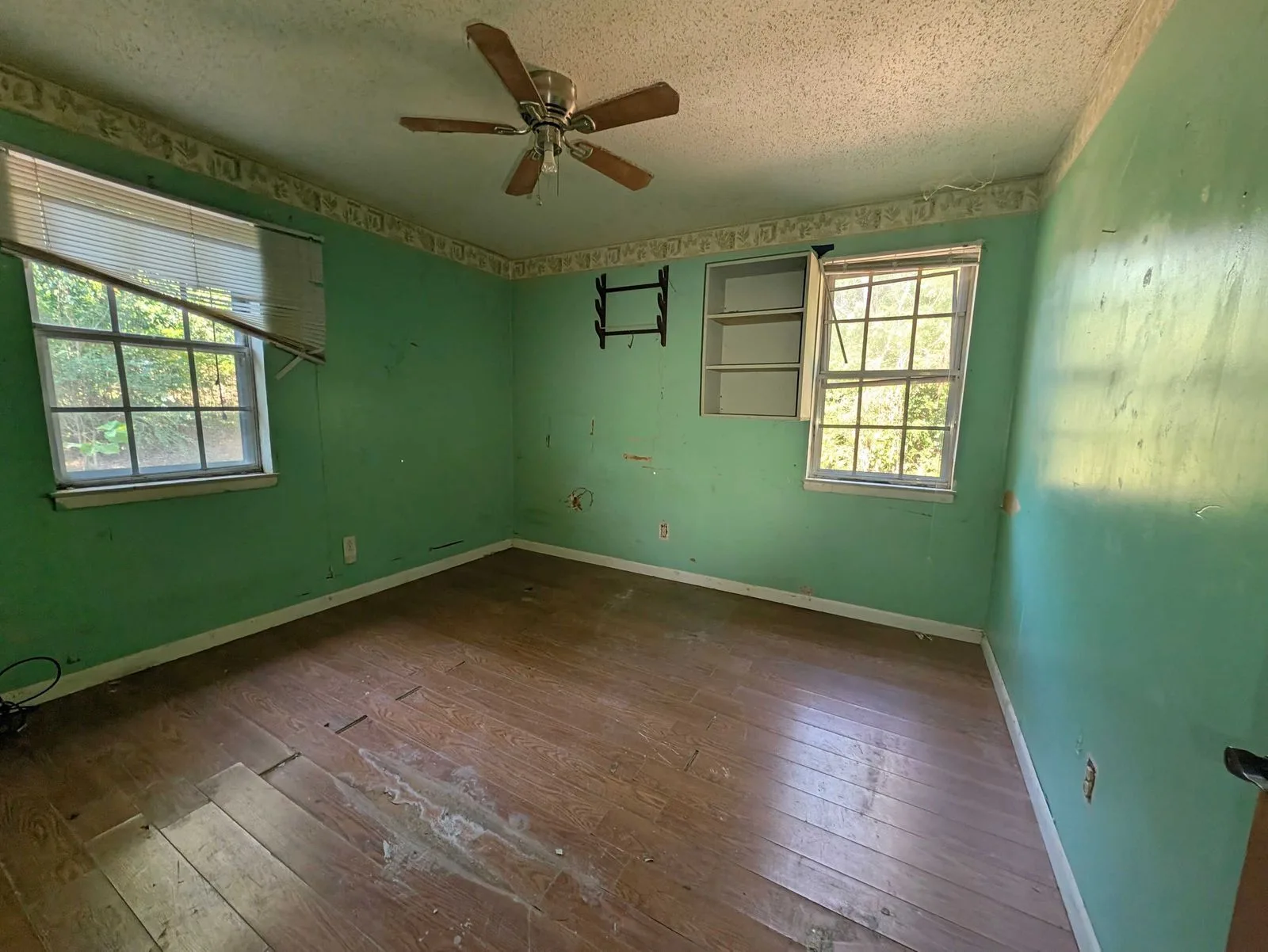 thumbnail1790603129506PXL_20260917_151919333 — 186 Mountain View Cir, Jasper, TN 37347