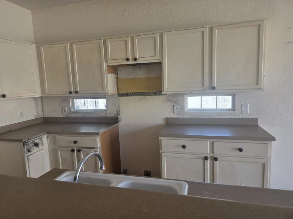 Photo Oct 07 2026, 9 25 32 AM (17) — 1206 E Sunland Ave, Phoenix, AZ 85040