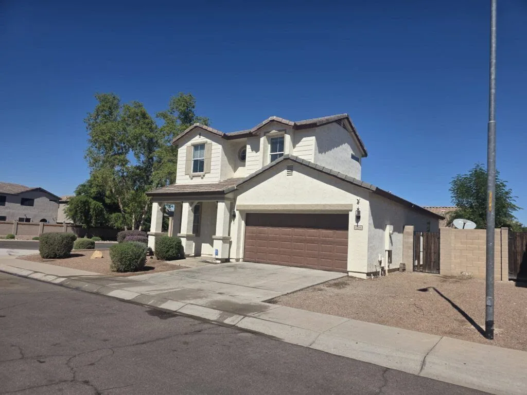40888785-7545-42e5-9d08-d002101686dc — 1206 E Sunland Ave, Phoenix, AZ 85040