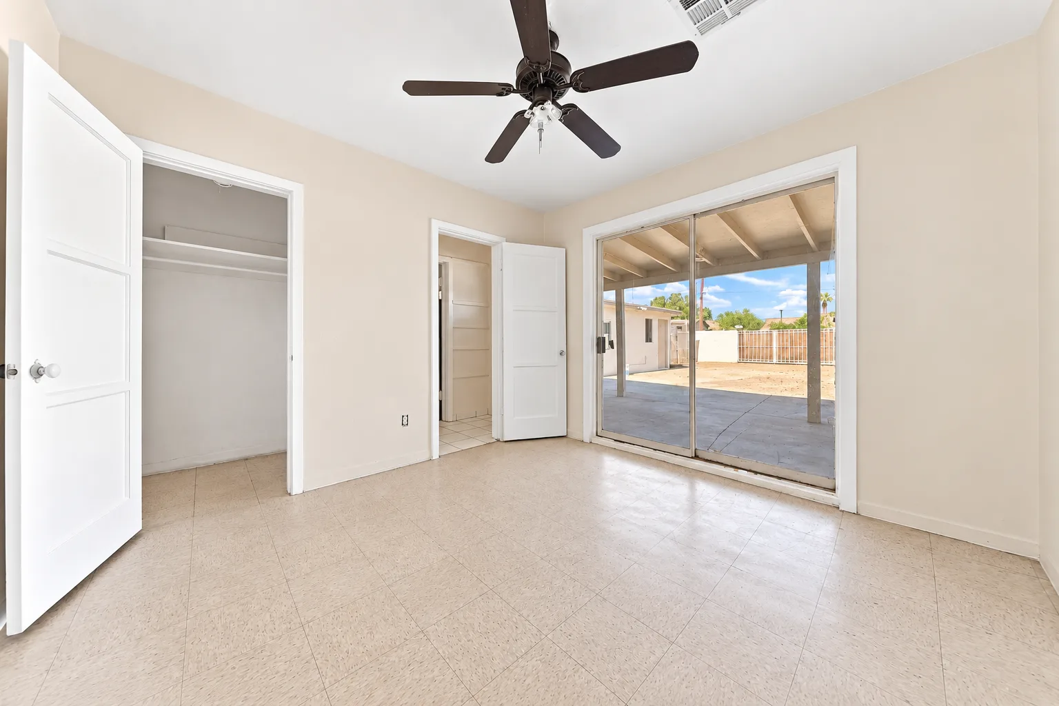 B (15aaa) — 1332 E Weldon Ave, Phoenix, AZ 85014