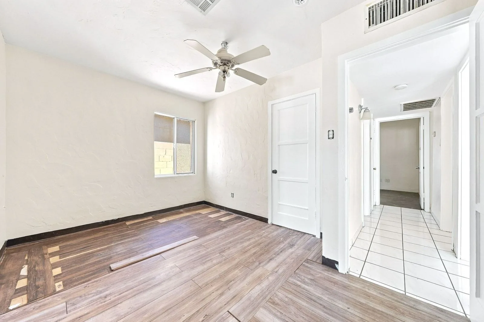 B (22) — 1332 E Weldon Ave, Phoenix, AZ 85014
