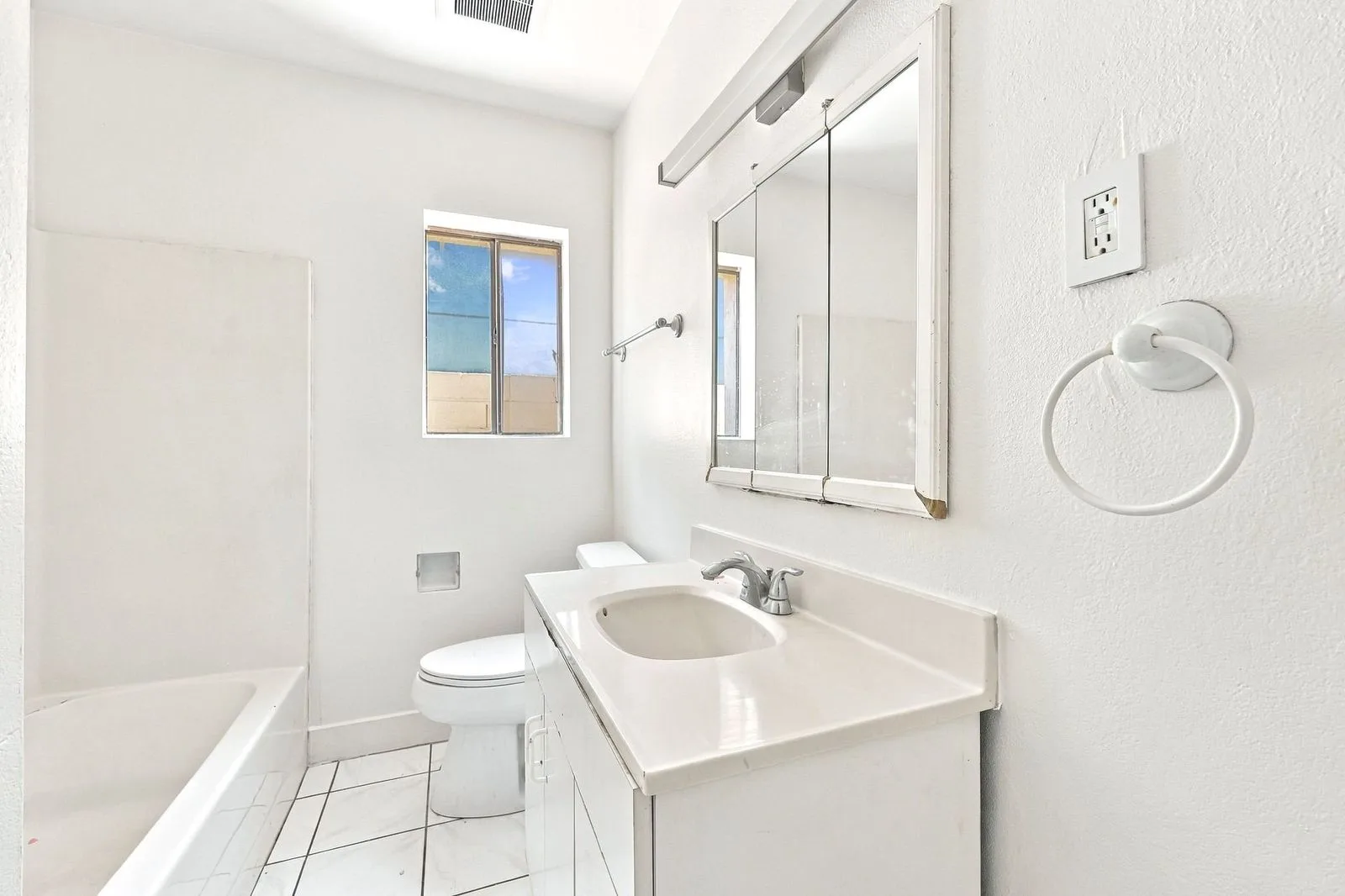 B (13) — 1332 E Weldon Ave, Phoenix, AZ 85014