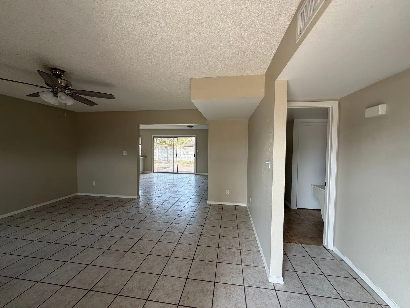 photo-02 — 3624 N 87th Ave, Phoenix, AZ 85037