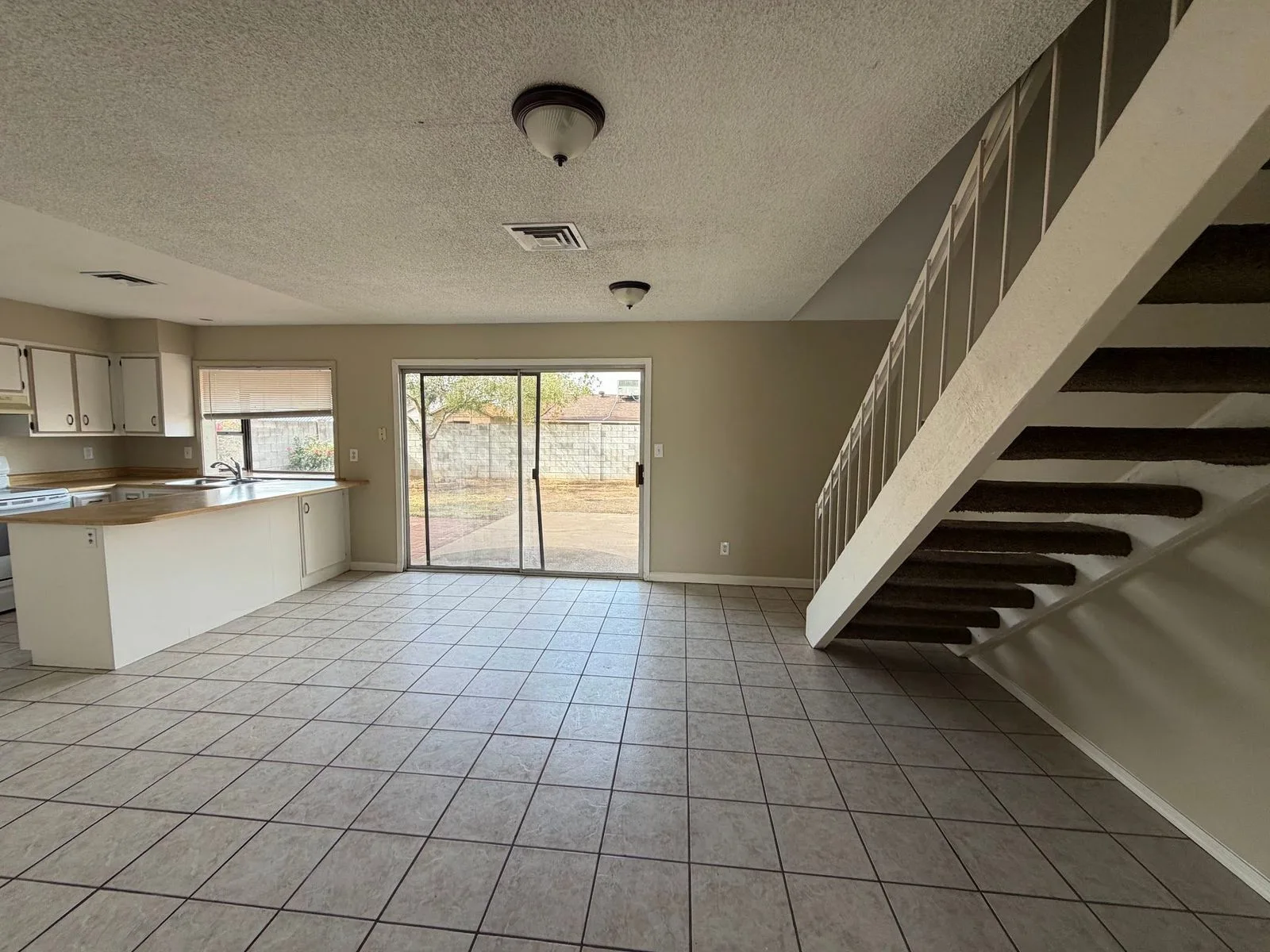 photo-06 — 3624 N 87th Ave, Phoenix, AZ 85037