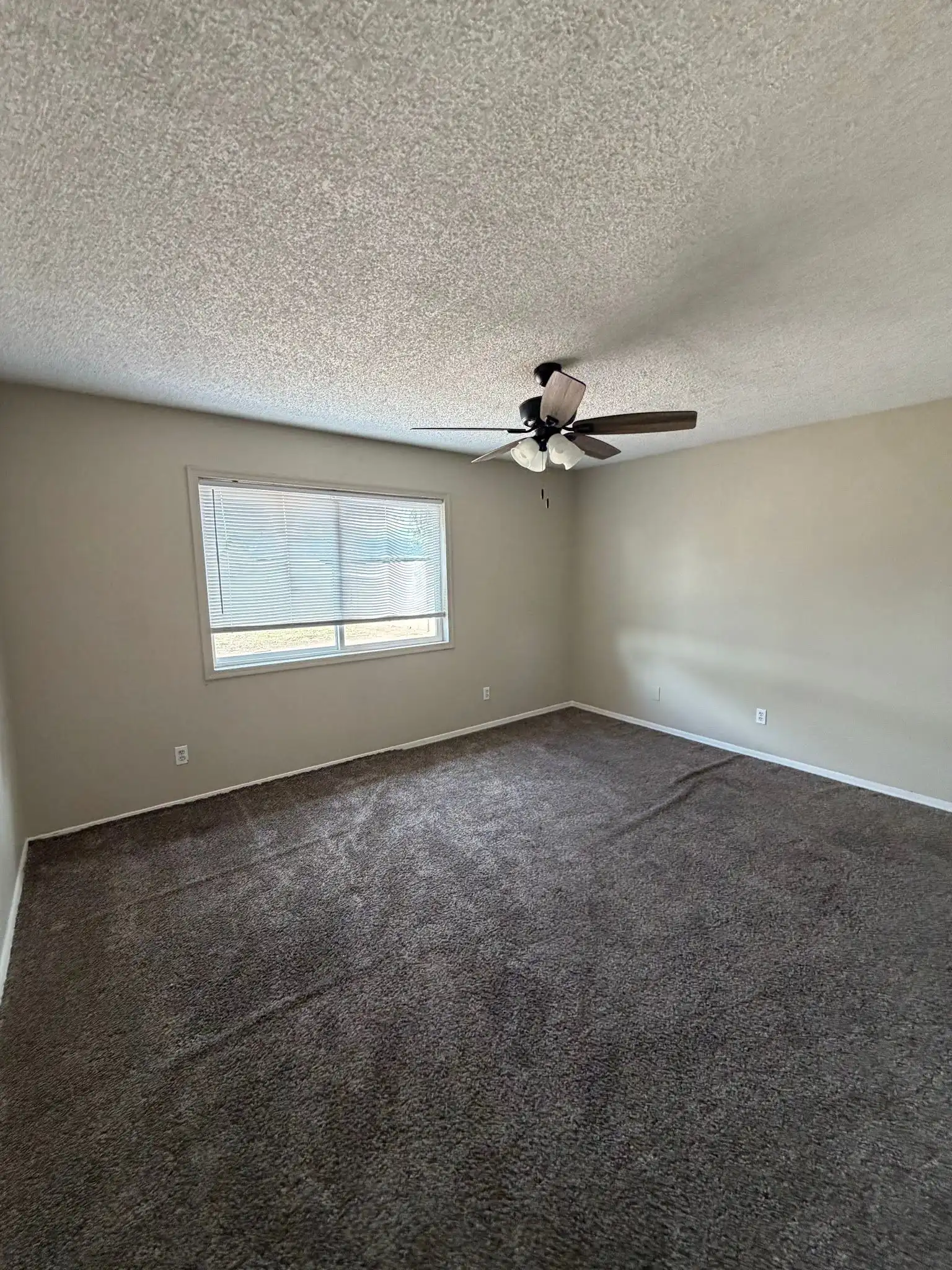 photo-12 — 3624 N 87th Ave, Phoenix, AZ 85037