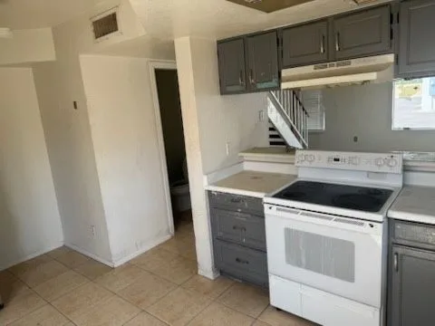 31F86313-D17F-4D3A-8242-615DC3E1C886IMG_6299.HEIC — 2829 E Tracy Ln, Unit 1, Phoenix, AZ 85032