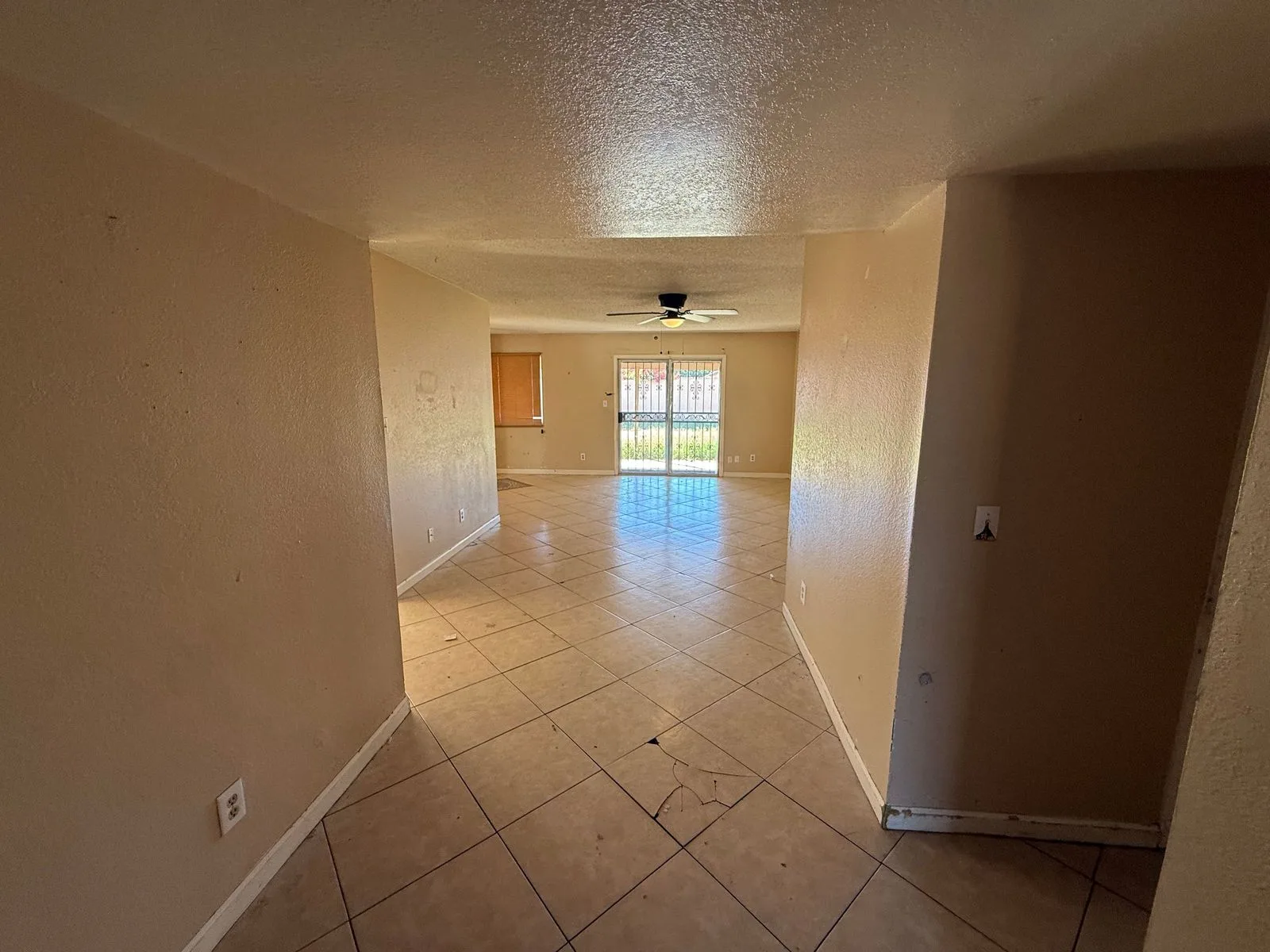 8925 W Cheery Lynn - 04 — 8925 W Cheery Lynn Rd, Phoenix, AZ 85037