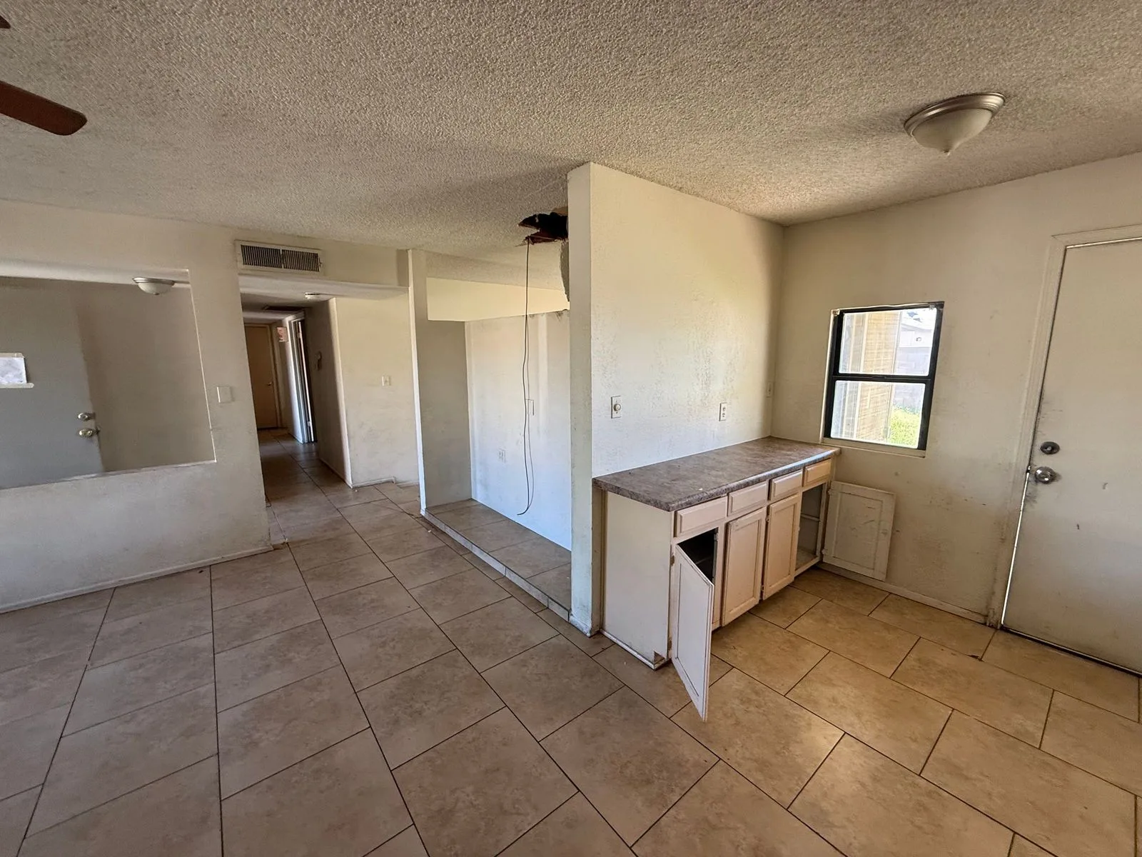 7609 W Heatherbrae - 09 — 7609 W Heatherbrae Dr, Phoenix, AZ 85033