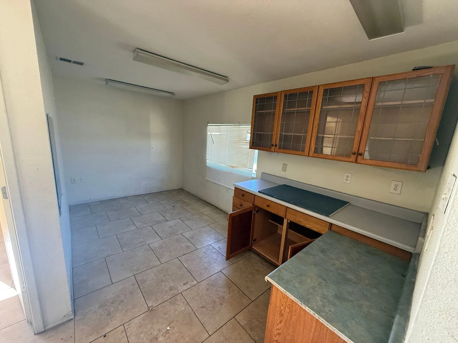 7609 W Heatherbrae - 30 — 7609 W Heatherbrae Dr, Phoenix, AZ 85033