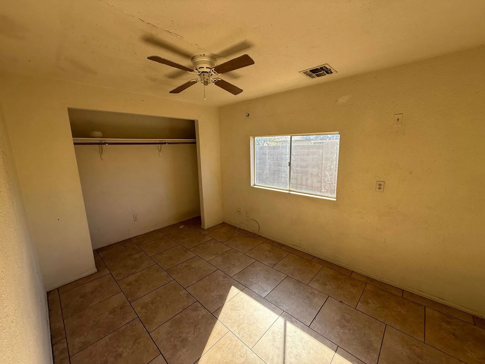 7609 W Heatherbrae - 31 — 7609 W Heatherbrae Dr, Phoenix, AZ 85033