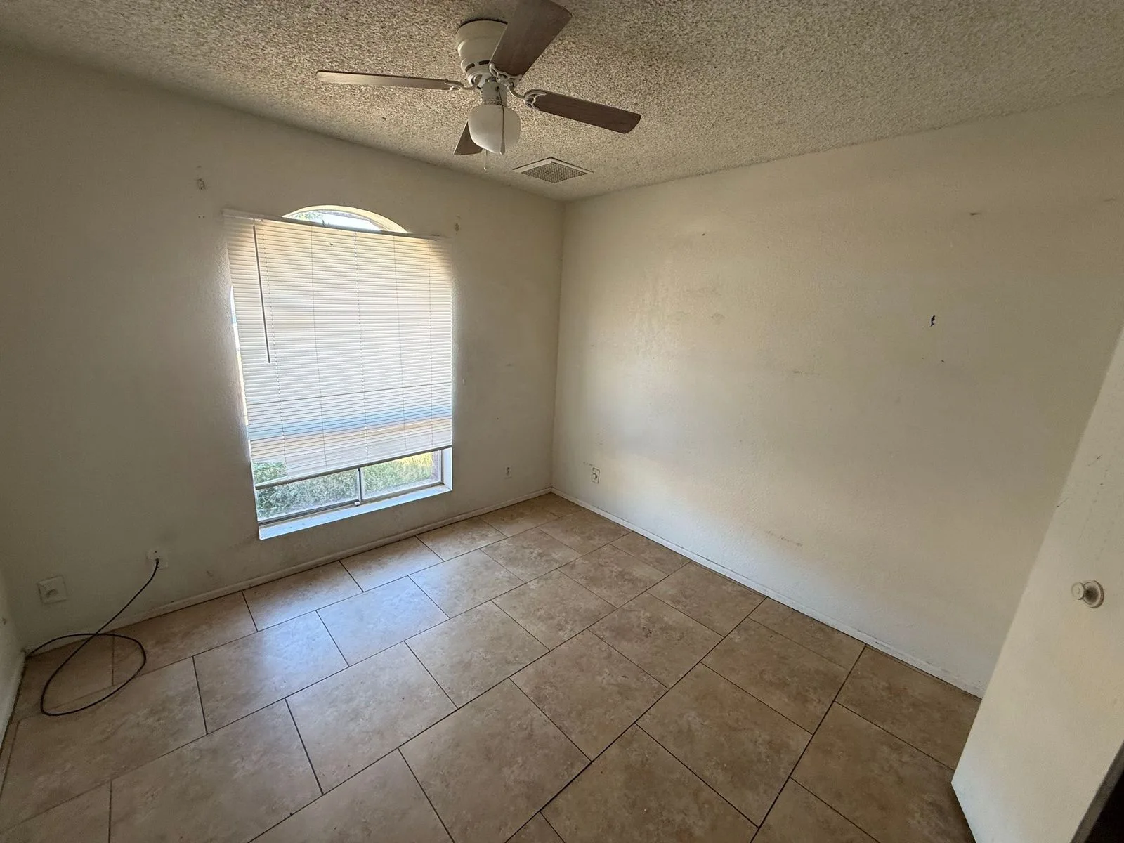 7609 W Heatherbrae - 17 — 7609 W Heatherbrae Dr, Phoenix, AZ 85033