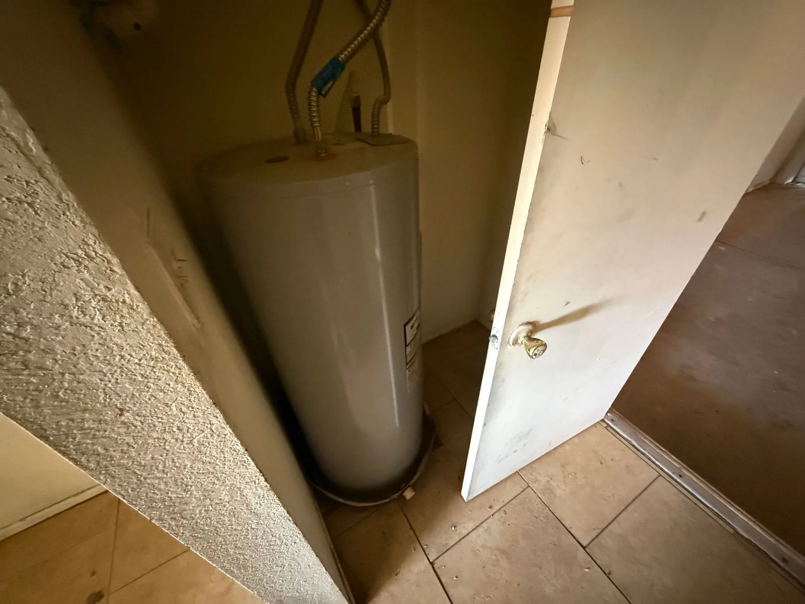 7609 W Heatherbrae - 11 — 7609 W Heatherbrae Dr, Phoenix, AZ 85033