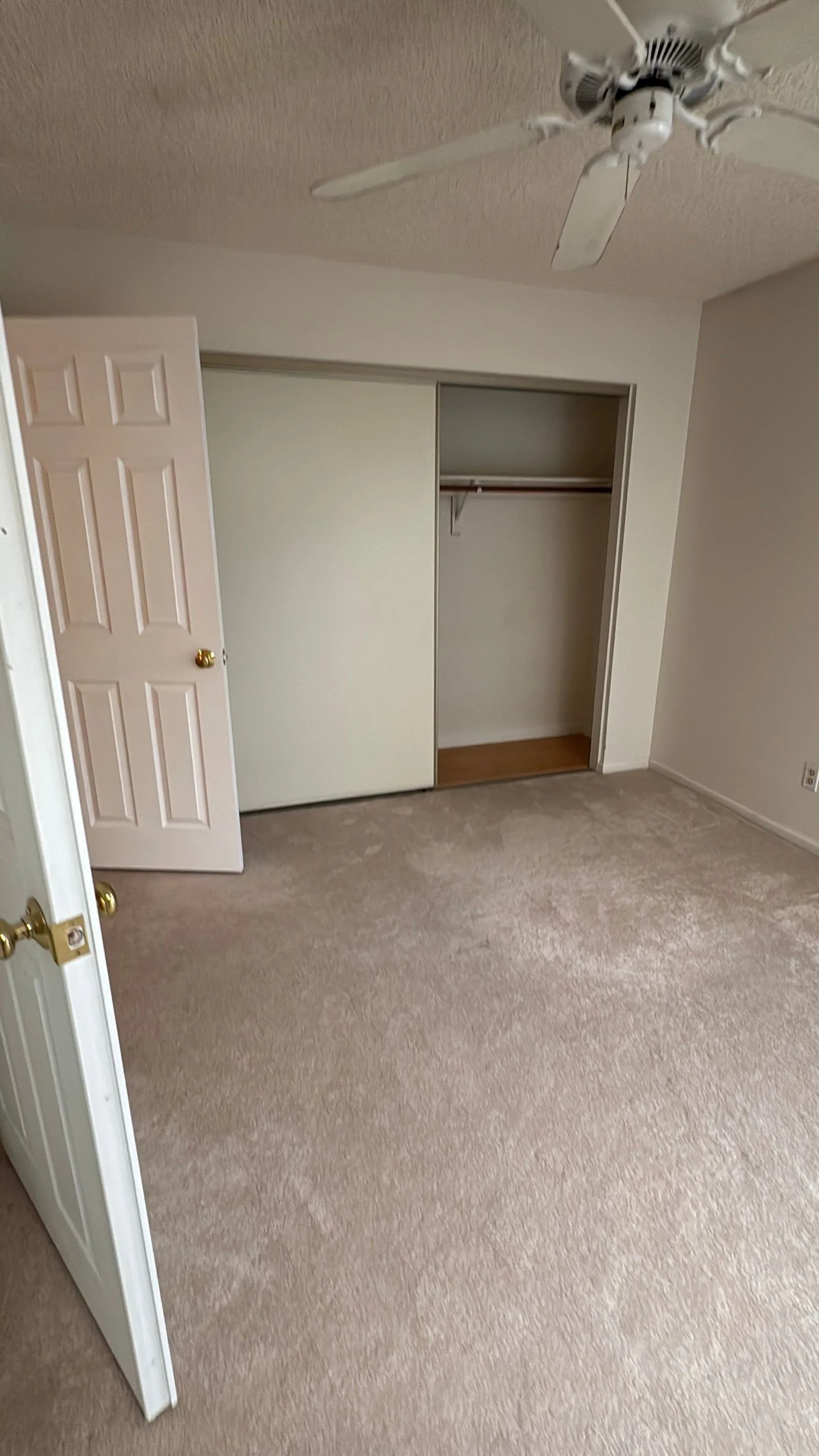 IMG_1984 — 1717 E Union Hills Dr, Unit 1029, Phoenix, AZ 85024
