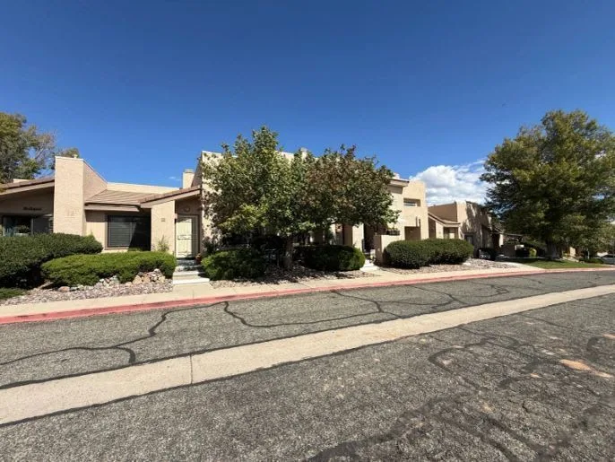 9b9bc29b763dcc72dc01d5e13954c576 — 2180 Resort Way S, Apt F7, Prescott, AZ 86301