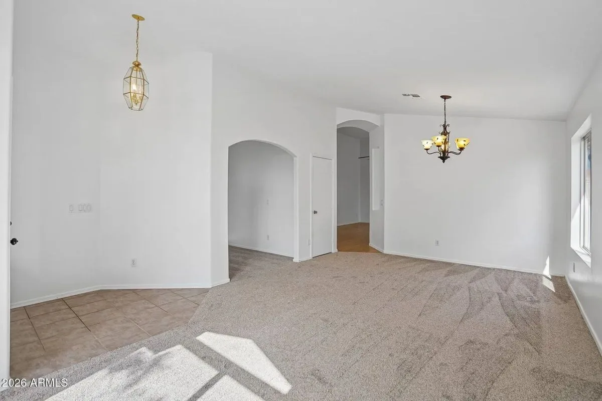 9392448 — 809 S Del Rancho, Mesa, AZ 85208