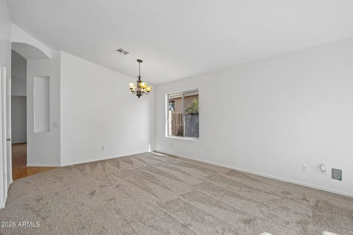 9392435 — 809 S Del Rancho, Mesa, AZ 85208