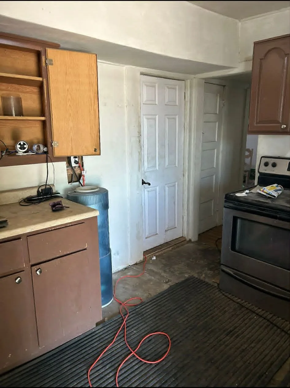 9b01420f-f05a-418e-b086-a75d017b6f4a — 1216 E Hess Ave, Phoenix, AZ 85034