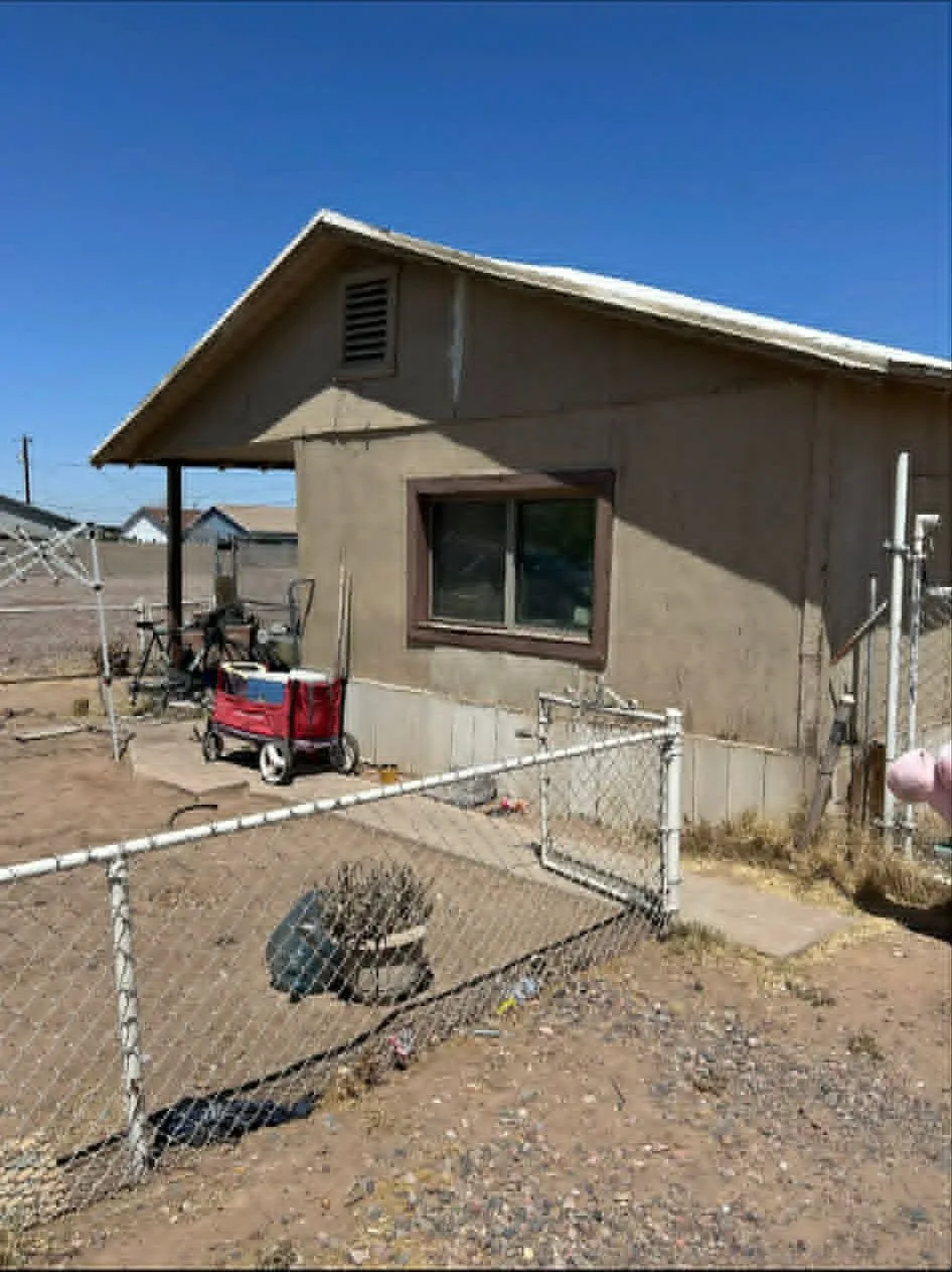 54fff8be-df90-4da0-9921-6427a76d21cc — 1216 E Hess Ave, Phoenix, AZ 85034