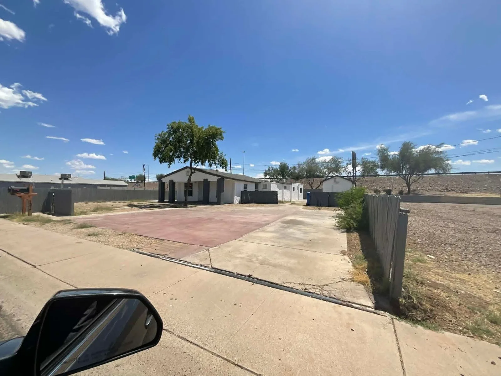 931b6b67-f84b-4472-87f4-586094dda642 — 1216 E Hess Ave, Phoenix, AZ 85034